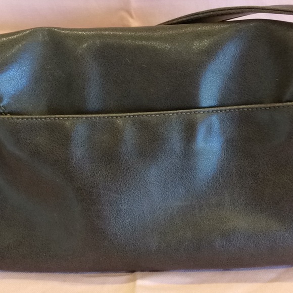 FINAL SALE PRICE Liz Claiborne Rich Brown Shoulder Bag w/Wallet - Picture 3 of 5